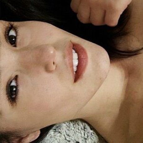 Naken läckt OnlyFans-bild av Housefeminist