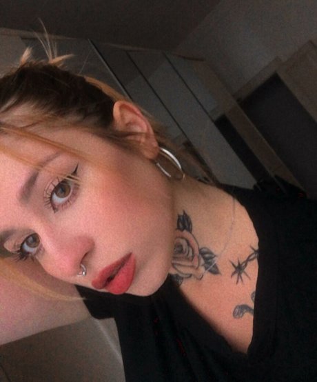 Alasti lekkinud OnlyFans-i pilt Sandracerillii