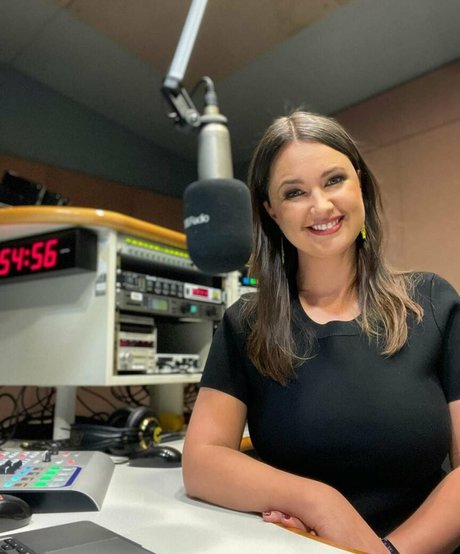 Naakte gelekte OnlyFans-foto van Rae Johnston