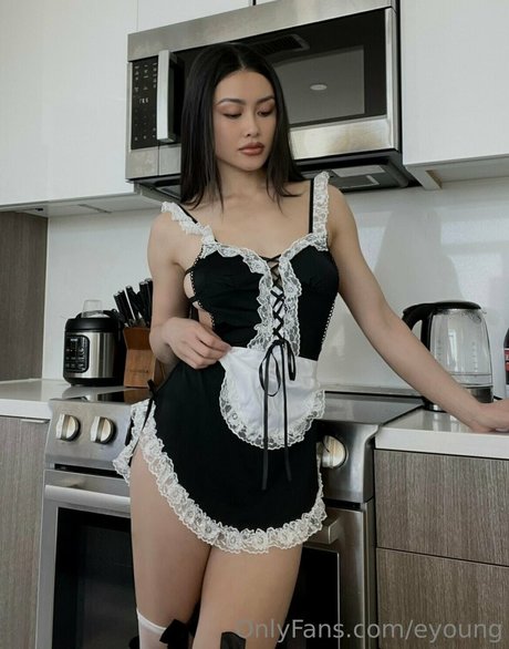 Foto desnuda filtrada de OnlyFans de Elaine Thi
