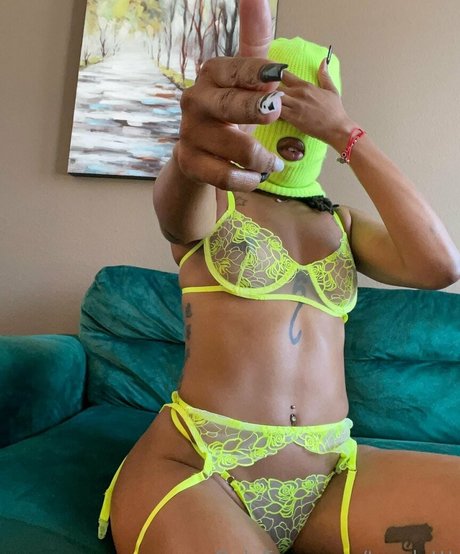 Nacktes geleaktes OnlyFans-Foto von Topsluttt