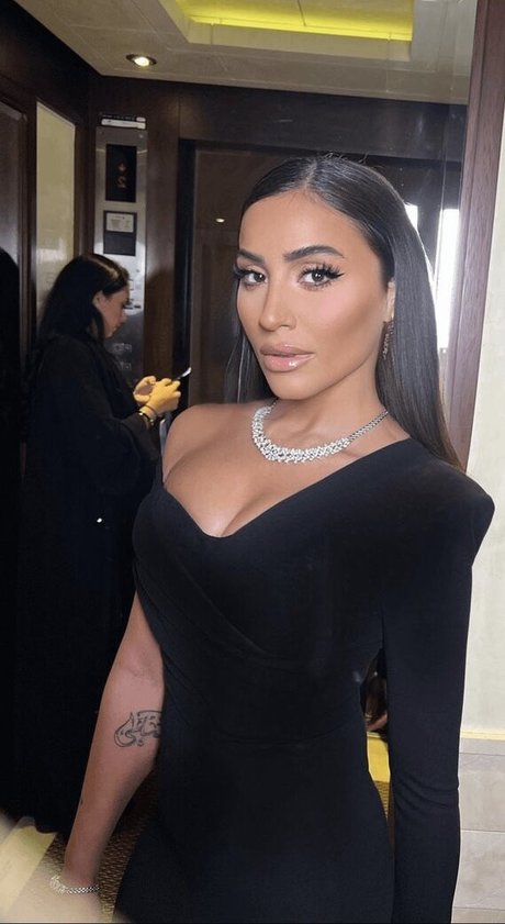 Dina El Sherbiny OnlyFansリークヌード写真