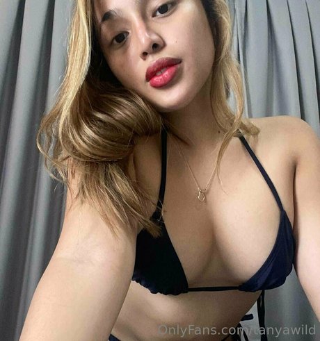 Naakte gelekte OnlyFans-foto van Tanyawild