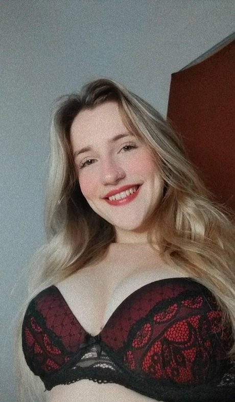 Tallullah OnlyFans 유출 누드 사진