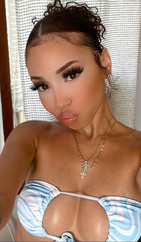 Ylashae naked leaks OnlyFans pic