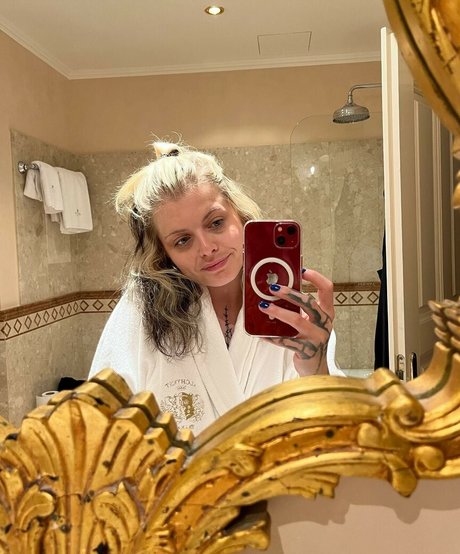 Miss Marilyn OnlyFans泄露裸照