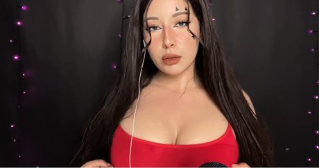 Nagie wyciekłe zdjęcie OnlyFans od Shiny Asmr