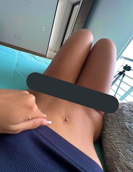 Foto desnuda filtrada de OnlyFans de Angie Lorenna