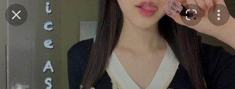 Alaston vuotanut OnlyFans-kuva Asmr Plop