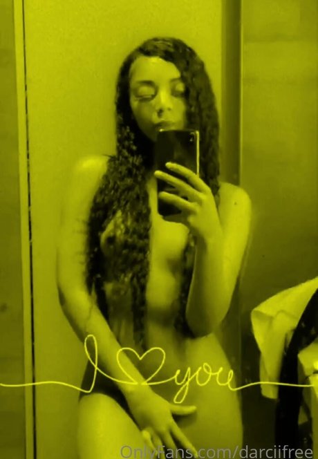 Darciisworld OnlyFans 유출 누드 사진