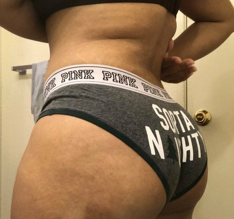 Foto nua vazada do OnlyFans de Tellyfckngo