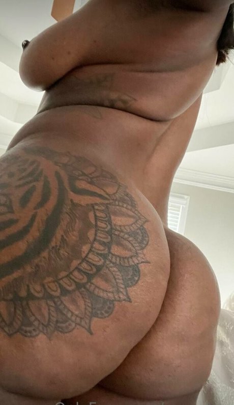 Naken läckt OnlyFans-bild av Regankay