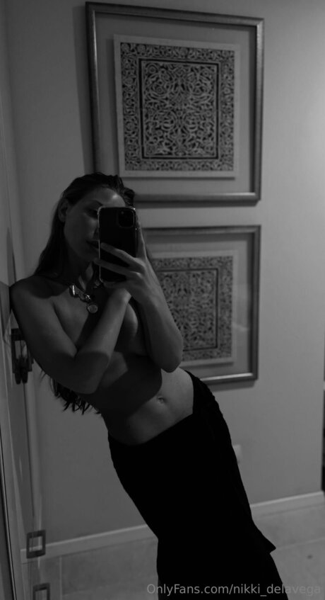 Photo nue de fuite OnlyFans de Nikki Delavega