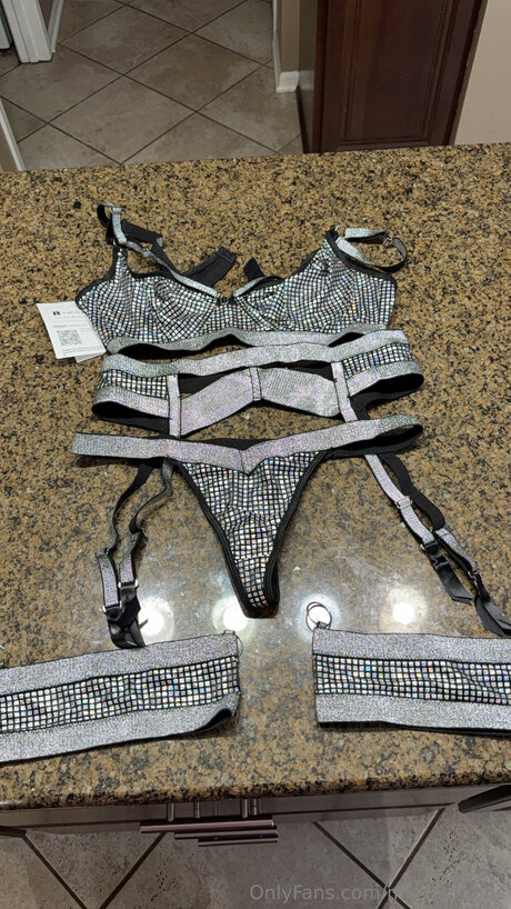 Mkrtnyhmns OnlyFansリークヌード写真