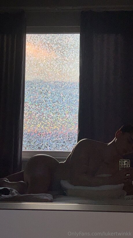 Nacktes geleaktes OnlyFans-Foto von Lukertwinkk