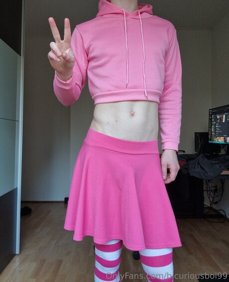 Обнаженная фотография утечки OnlyFans от Bicuriousboi99