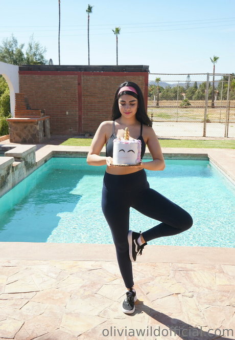 Oliviawildofficial naked leaks OnlyFans pic