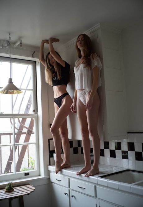 Naken läckt OnlyFans-bild av Holly Hicks