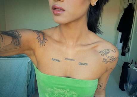 Supreme Silvi naked leaks OnlyFans pic