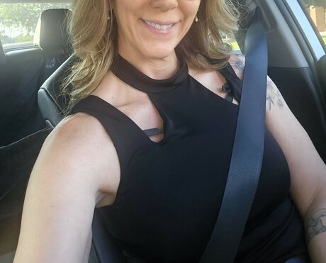 Hotwifeshante naked leaks OnlyFans pic