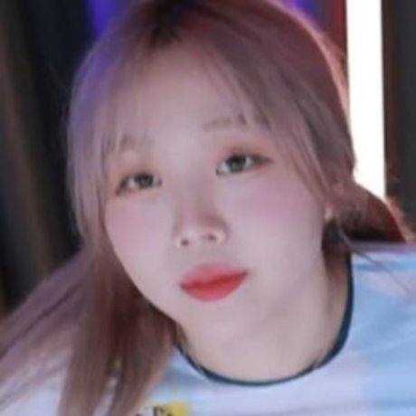 Naakte gelekte OnlyFans-foto van Jeong Dabyeol