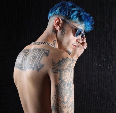 Naken läckt OnlyFans-bild av Lil Chronic