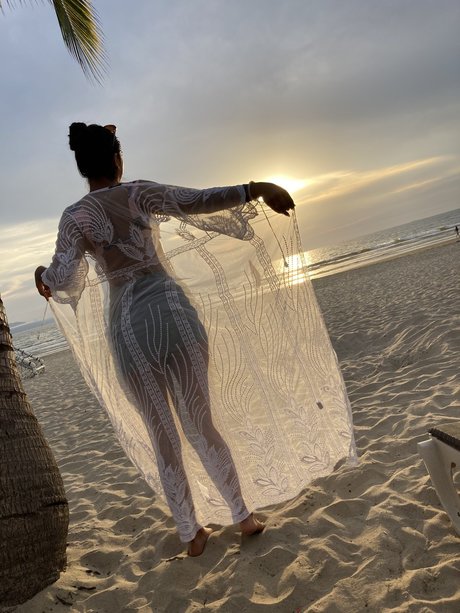 Maria naked leaks OnlyFans pic