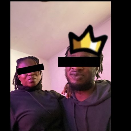 Naken läckt OnlyFans-bild av Blackopencouple