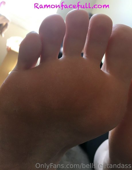 Bellsfeetandass OnlyFans 유출 누드 사진