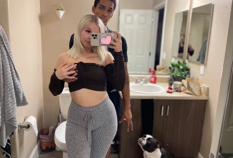 Asmrbyk OnlyFansリークヌード写真