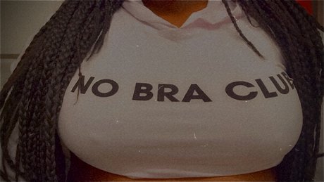 Ebony Queen OnlyFansリークヌード写真