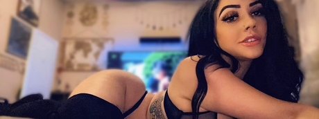 Nacktes geleaktes OnlyFans-Foto von Nyx Rose