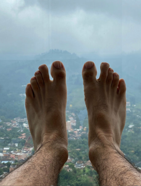 Andy naked leaks OnlyFans pic