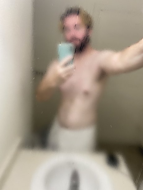 Foto di nudo di fuga di OnlyFans di Otter