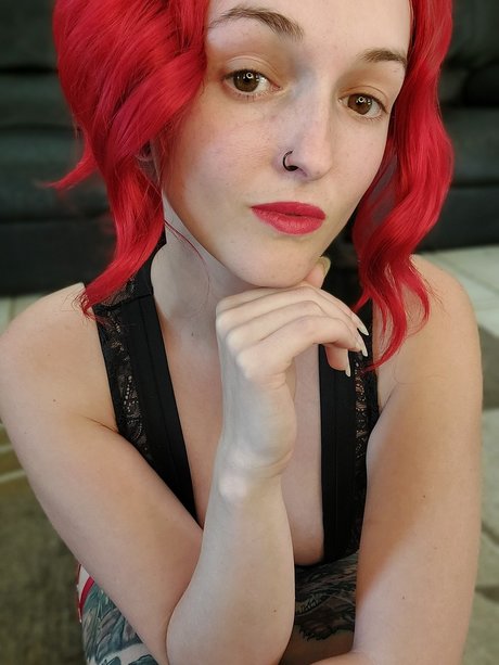 Cherry Valentine  OnlyFansリークヌード写真