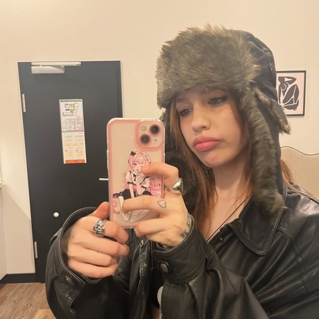 Rosaline      OnlyFansリークヌード写真