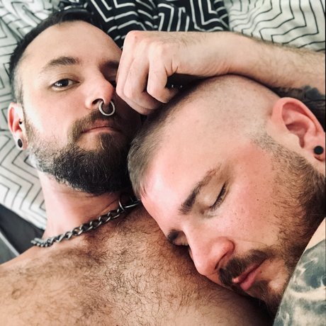 Naken läckt OnlyFans-bild av True Bare Bears