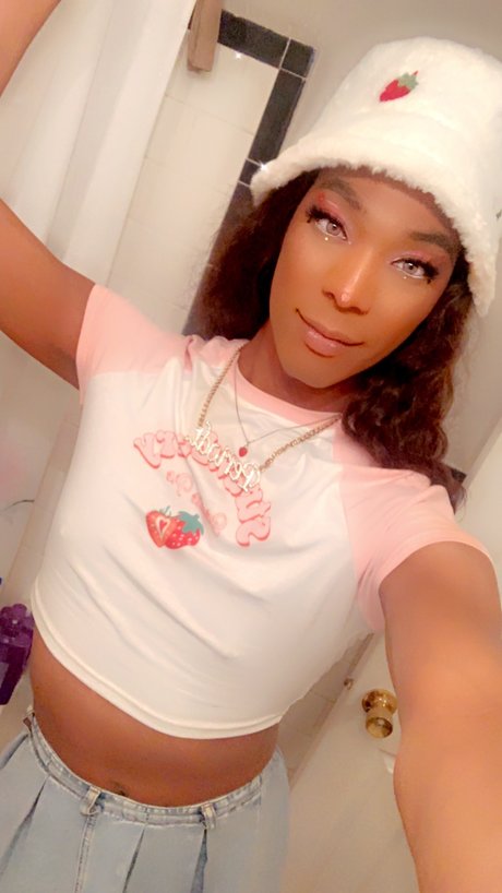 Foto desnuda filtrada de OnlyFans de Tsbambii