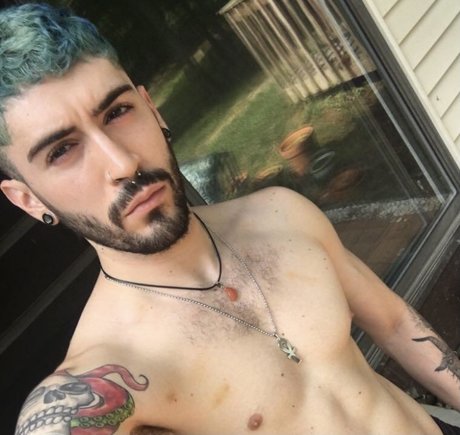 Ksatyrxxx OnlyFans 유출 누드 사진