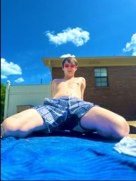 Justin  OnlyFansリークヌード写真