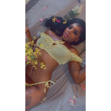 Unique OnlyFansリークヌード写真