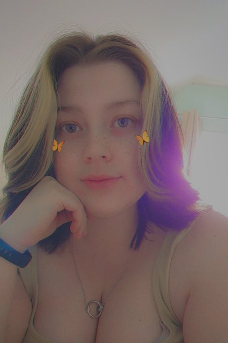 Alice naked leaks OnlyFans pic