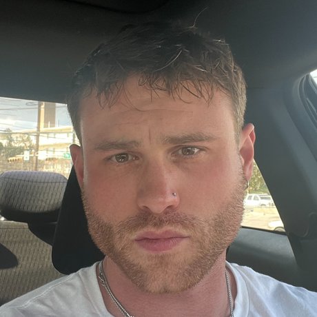 Tyler OnlyFansリークヌード写真