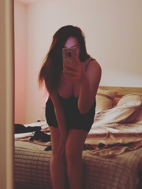 Rogue White OnlyFansリークヌード写真