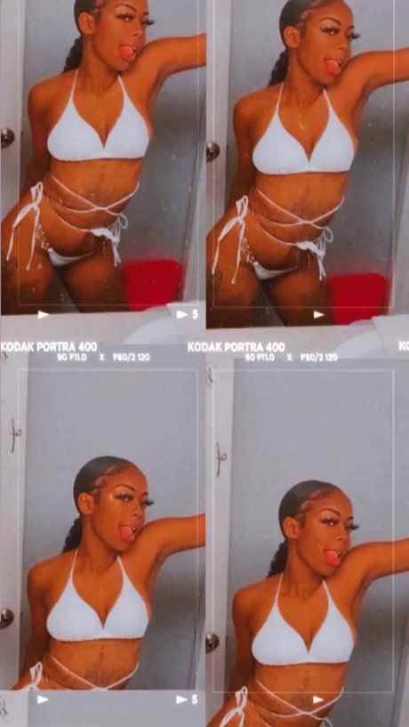 Magically Delicious naked leaks OnlyFans pic