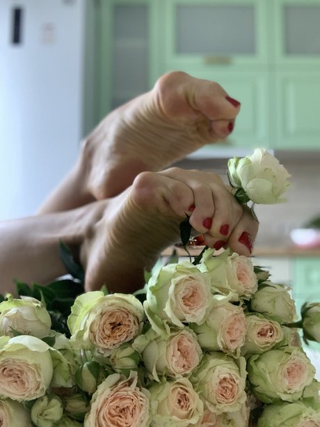 Alasti lekkinud OnlyFans-i pilt Pointe Queen