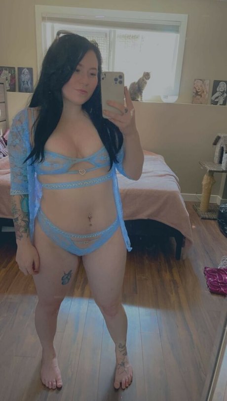 Naken läckt OnlyFans-bild av Shaae Shaaerochelle