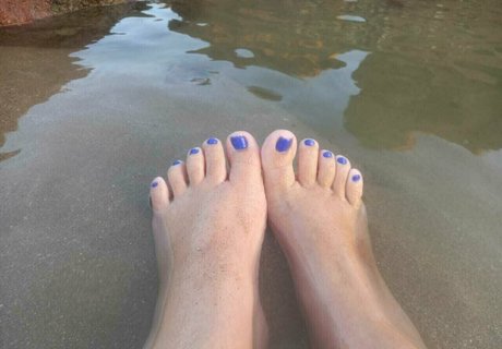 Nikitafeistyfeet OnlyFansリークヌード写真
