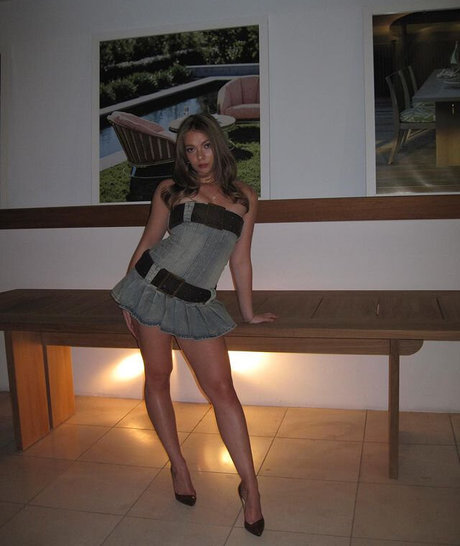 Foto di nudo di fuga di OnlyFans di Emilia Mccarthy