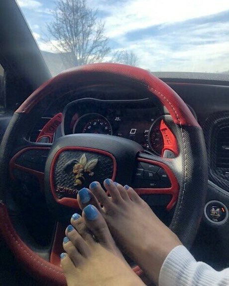 Sinister Simone naked leaks OnlyFans pic